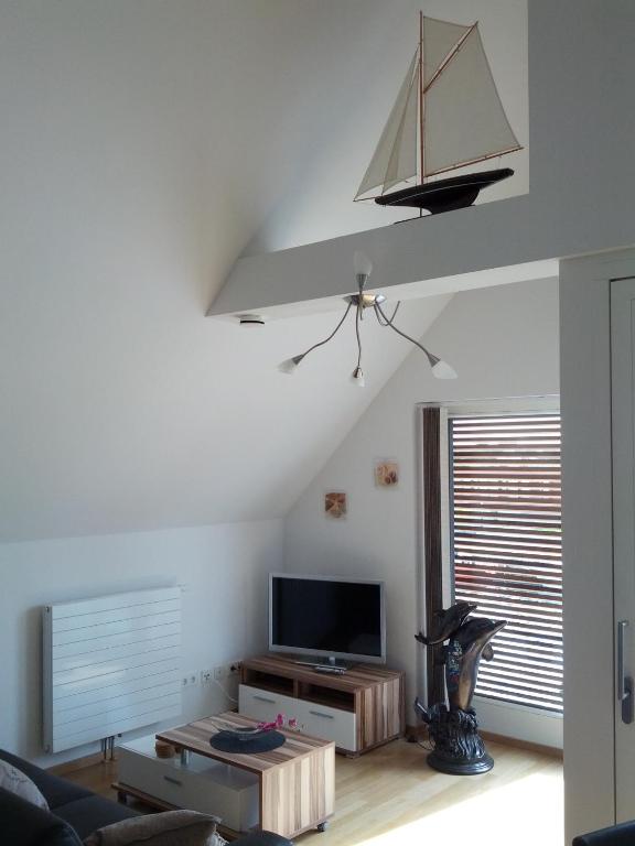 Pier One mit Balkon & Parkplatz - barrierefrei - ABC244 room 4